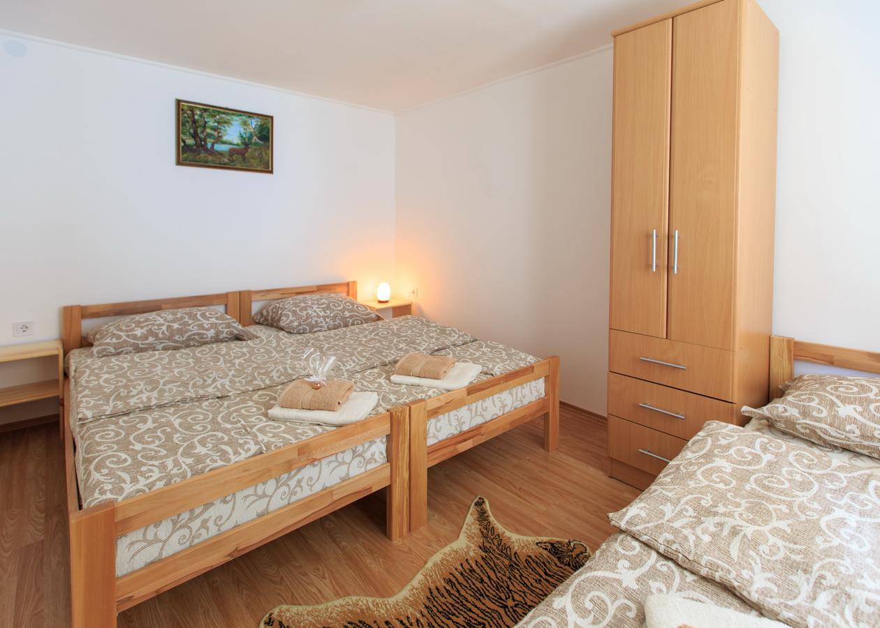 Fortuna Apartments Pacir Eksteriør bilde